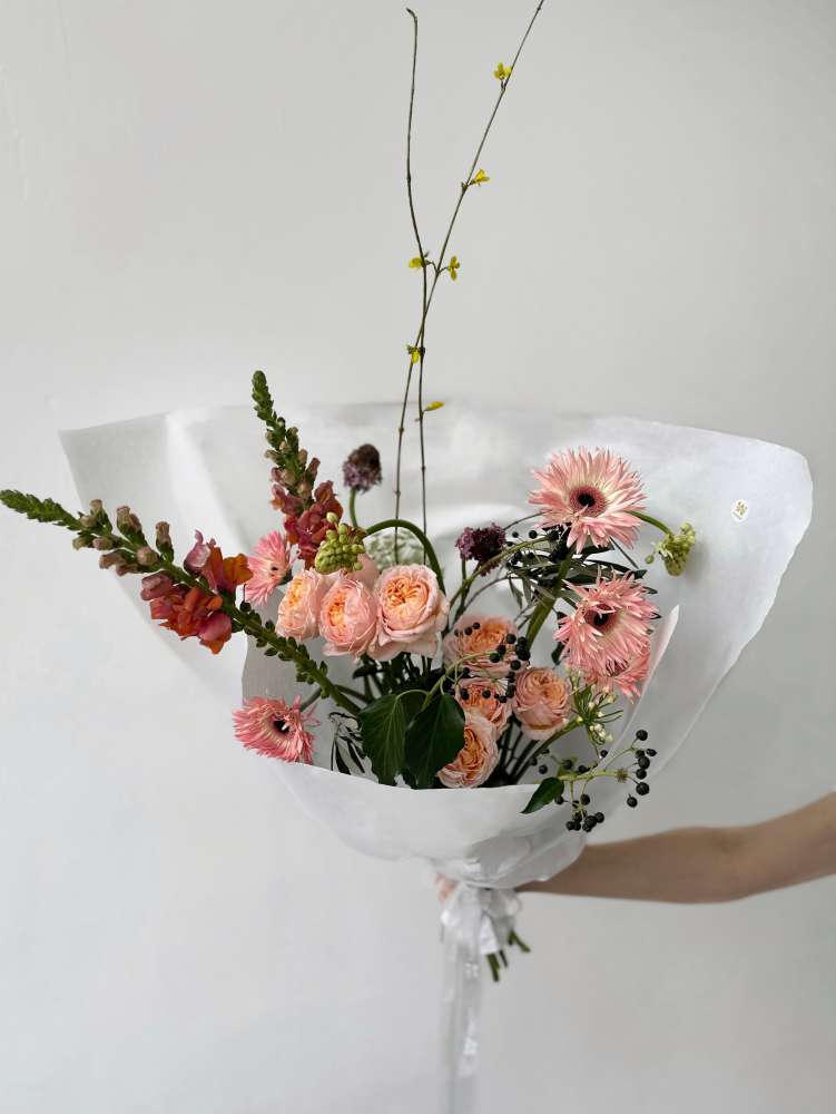 Букет из гербер и львиного зева